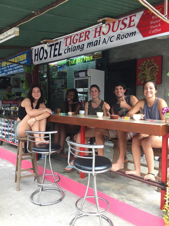 Tiger House Hostel (Adults Only) Chiang Mai Eksteriør billede